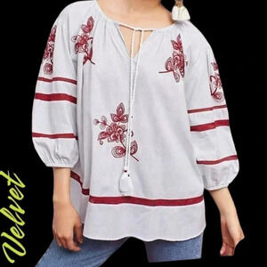 Velvet by Graham & spencer embroidered and beaded blouse size Xsmall